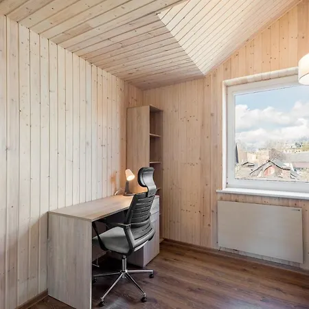 Shanghai Banzai Family Апартаменты Вильнюс