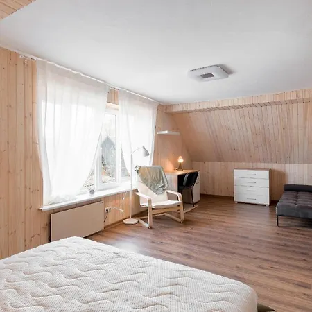 Shanghai Banzai Family * 维尔纽斯